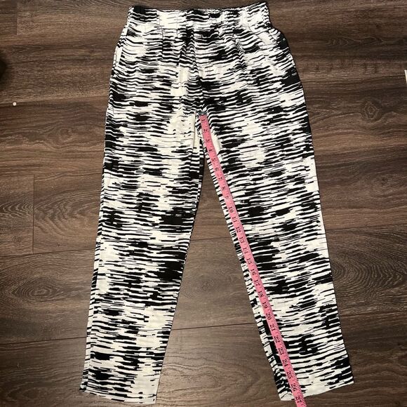 REVOLVE Three Eighty-Two Lightweight Tapered  Leg Pant, Black/White, Medium. NWT - Picture 14 of 14